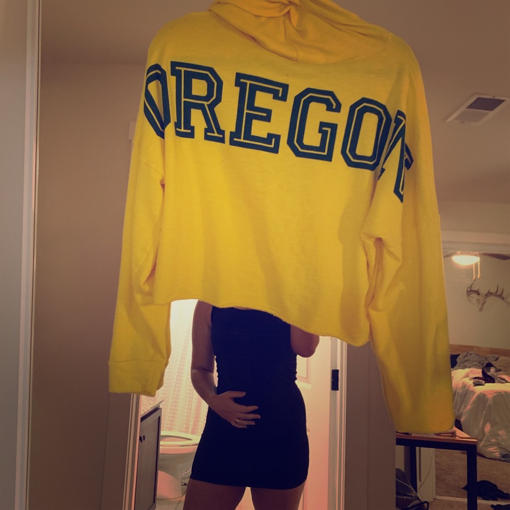 Victoria Secret Oregon Duck Cropped Sweatshirt